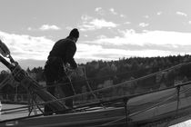 Seaman working on a brig - monochrome von Intensivelight Panorama-Edition