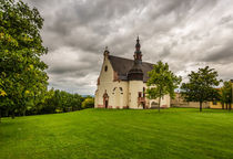 St. Laurenzikirche in Laurenziberg-düster by Erhard Hess