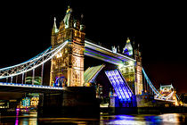 Tower Bridge Opening by David Pyatt