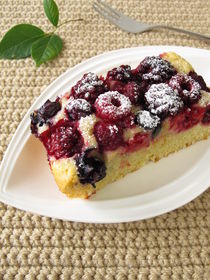 Beeren-Rührschnitte von Heike Rau