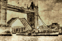 Tower bridge and the Waverley Vintage von David Pyatt