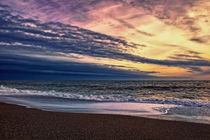 Beach at Sunset von Vicki Field