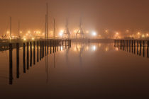 Rostock - Stadthafen im nächtlichen Nebel by Moritz Wicklein