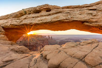 Mesa Arch by Christine Büchler