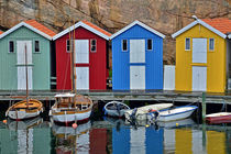 bunte Bootshäuser in Bohuslän - Schweden von Peter Bergmann