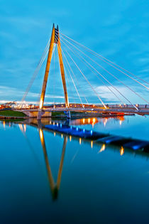 Marine Way Bridge by Roger Green