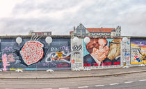 East Side Gallery Berlin mit Bruderkuss von Steffen Klemz