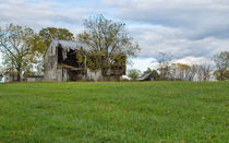 A Tired Old Barn von John Bailey