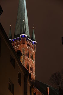 Der Kirchturm von St. Petri by ollipic