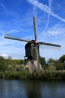 Windmill - Utrecht - The Netherlands by Aidan Moran