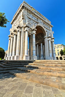 memorial in Piazza Della Vittoria by Antonio Scarpi