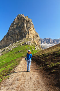 trekking on Dolomites by Antonio Scarpi