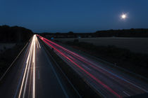 Autobahn bei Nacht by gilidhor