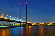 Rheinkniebrücke Düsseldorf by Daniel Heine