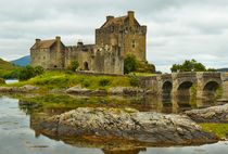 Eilean Donan Castle by gscheffbuch