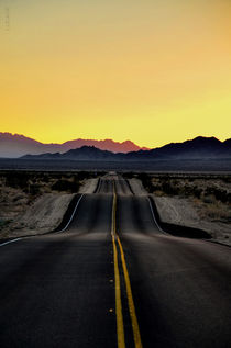 Endless Road von Luigi Luca Genua