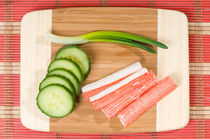 Crab sticks of surimi and cucumber von Arletta Cwalina