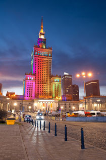 Rainbow colors at building von Arletta Cwalina