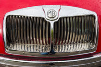 Oldtimer Detail - MG MGA Kühlergrill silber rot von Matthias Hauser