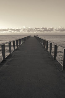 Pier to Horizon von cinema4design