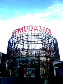 Bermuda 3 Eck Bochum by Sarah Katharina Kayß