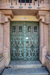 Portal in Freiburg by safaribears