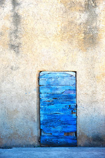 blue door von emanuele molinari