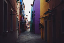 Burano Alleyway von Arianna Biasini