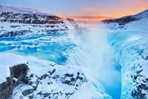 Frozen Gullfoss Falls in Iceland in winter at sunset von Sara Winter