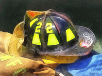 Fire Fighters - Fireman's Helmet on Uniform von Susan Savad