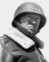 General George Patton von warishellstore