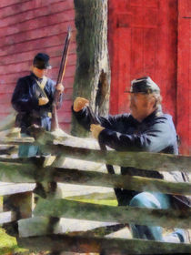 Union Soldier Loading Rifle von Susan Savad