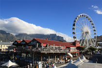 Victoria and Alfred Waterfront in Kapstadt, Südafrika by Mellieha Zacharias