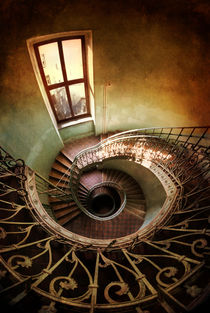 Spiral staircaise with a window von Jarek Blaminsky