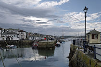 Evening at Custom House Quay, Falmouth von Rod Johnson