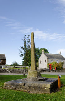 The Village Cross, Monyash by Rod Johnson