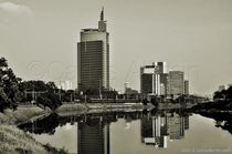 Sao Paulo, Brazil - Pinheiros River and surroundings, in black and white von Carlos Alkmin