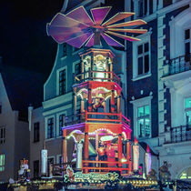 CHRISTMAS PYRAMID I.III by urs-foto-art