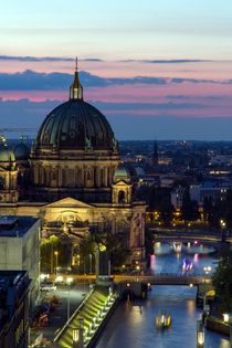 Berliner Dom by Katja Bartz