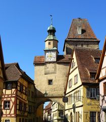 Röderbogen in Rothenburg by gscheffbuch