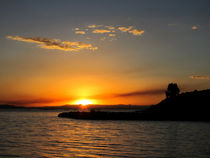 Fantastischer Sonnenuntergang am Titikakasee von Mellieha Zacharias