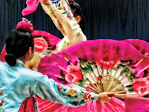 Traditional Korean Fan Dance von Susan Savad