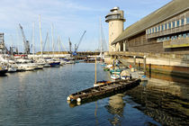 Harbour and National Maritime Museum by Rod Johnson