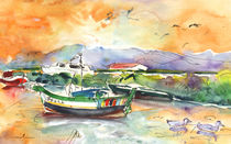 Boats in Carrasqueira in Portugal 03 von Miki de Goodaboom