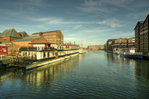 Oliver Cromwell at Gloucester Docks  by Rob Hawkins