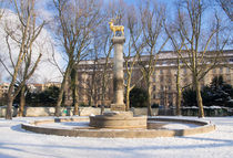 golden deer, statue in Berlin-Schöneberg von cbies