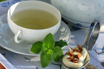 Teatime mit Tee-Mandel-Chocolat-Praline von lizcollet