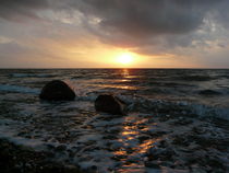 Sonnenuntergang am Flügger Strand mit Spiegelung von Simone Marsig