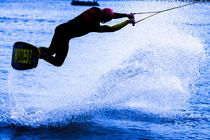 Wakeboarding in blue 5 von Marc Heiligenstein