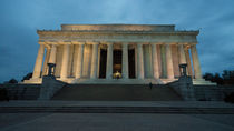 Lincoln Memorial Twylight  by Rob Hawkins